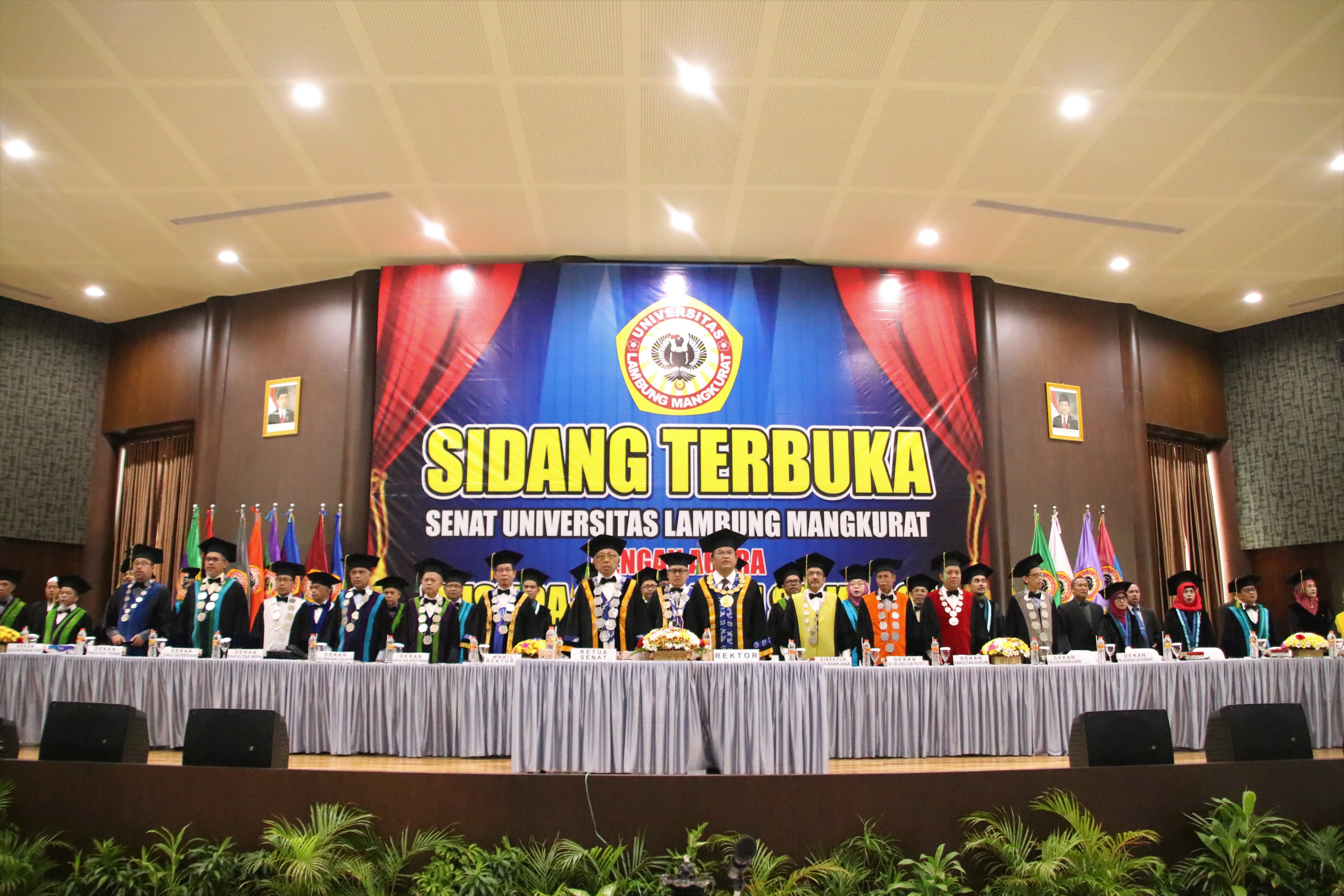 Banjarbaru 23 04 2019 Universitas Lambung Mangkurat ULM menggelar sidang terbuka senat dalam rangka Wisuda Ke 91 Program S0 S1 dan S2 di Auditorium