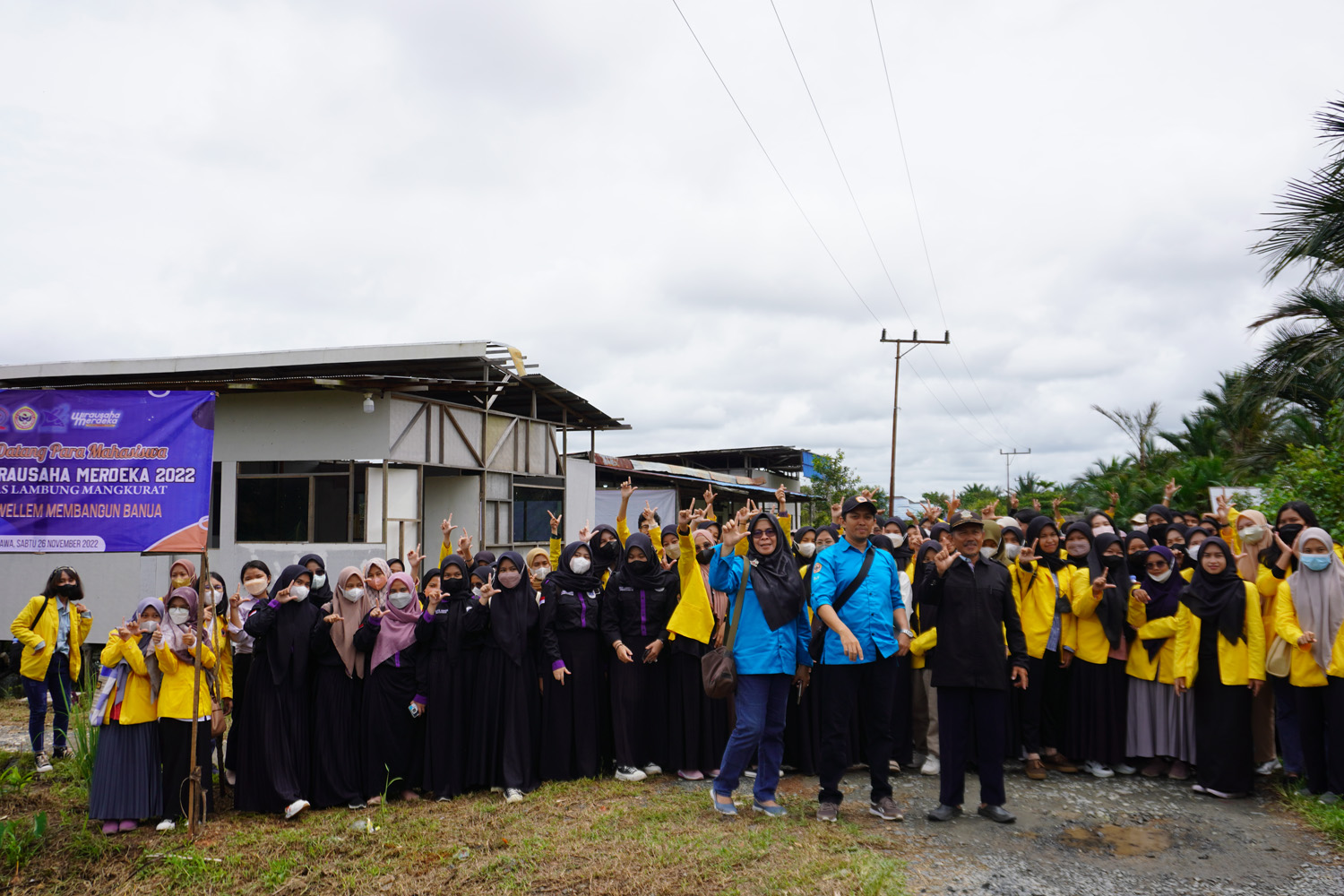 Mahasiswa Program Wirausaha Merdeka Lakukan Kunjungan Industri – ULM