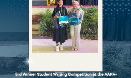 Leni, Jhanny Sabatina Frinitasari, dan Winda Safitri, Raih posisi 3rd Winner pada Student Writing Competition Tingkat Internasional