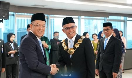 Dr. dr. H. Iwan Aflanie, M.Kes., Sp.F., S.H. Resmi Dilantik sebagai Rektor ULM Periode 2026–2030